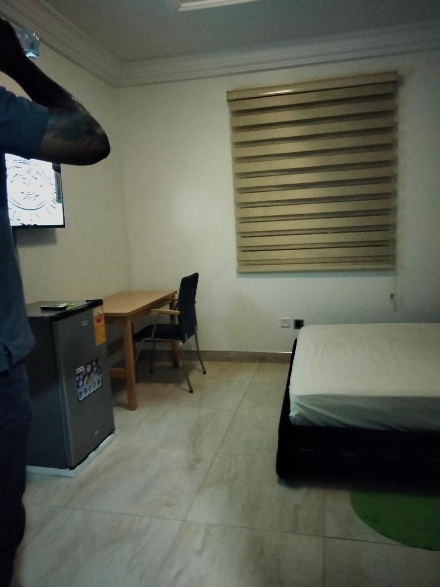 Terra Santa Lodgings Accra Exterior photo